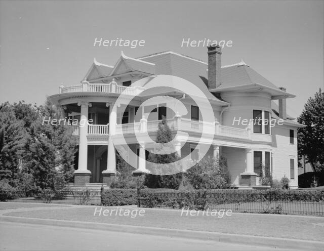 The house that cotton builtEnnis, Texas, 1937. Creator: Dorothea Lange.