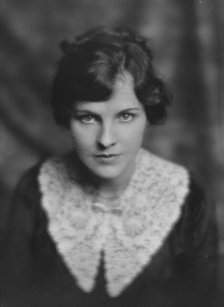 Dillingham, Charles, Mrs., portrait photograph, 1915. Creator: Arnold Genthe.