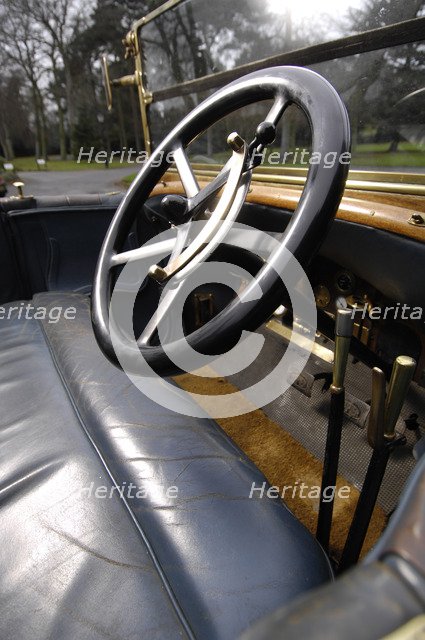 Napier open tourer 1913. Artist: Simon Clay.