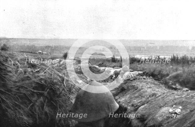 'Une Nouvelle Phase; Troupes en reserve, au cours de notre attaque du 20 juillet 1916..., 1916 (1924 Creator: Unknown.