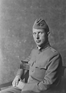 Captain Abram Poole, portrait photograph, 1918 Sept. 2. Creator: Arnold Genthe.