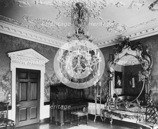 Marsden J. Perry home, Providence, Rhode Island. Interior scene, detail..., between 1900 and 1950. Creator: Frances Benjamin Johnston.