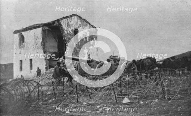 'Sur les champs de bataille Macedoniens de Gornitchevo et du Kaimaktchalan; La premiere..., 1916. Creator: Unknown.