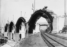 Bldg.[i.e., Building] Tunkhannock Viaduct [Martin's Creek Viaduct], 1913. Creator: Bain News Service.