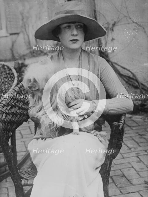 Mrs. Jay O'Brien, between c1915 and c1920. Creator: Bain News Service.