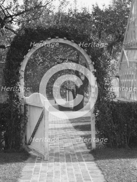 Taylor, Myron C., Mr., residence and grounds, Locust Valley, Long Island, New York, 1928 Nov. Creator: Arnold Genthe.