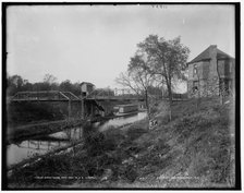 Hopatcong Sta. and M. & E. Canal, between 1890 and 1901. Creator: Unknown.