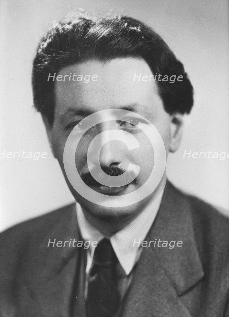 Ernst Boris Chain, German born British biochemist, c1945. Artist: Unknown