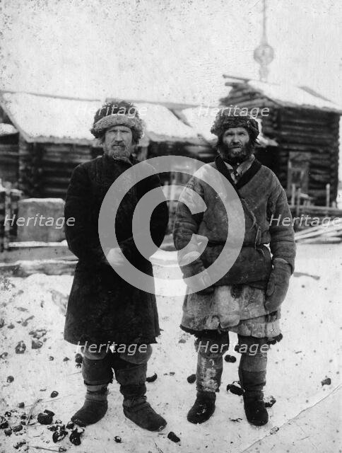 Elderly peasants of the village of Yarkina, Yenisei district, 1911. Creator: Unknown.