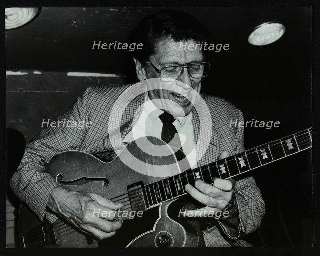 Tal Farlow playing the guitar at The Bell, Codicote, Hertfordshire, 18 May 1986. Artist: Denis Williams