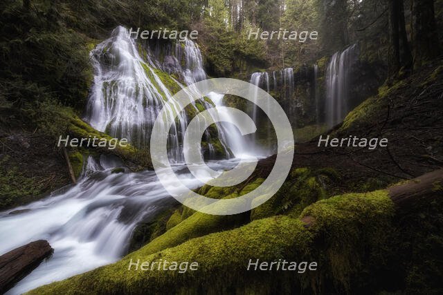 Panther Creek Falls. Creator: Joshua Johnston.