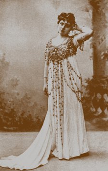 Yelizaveta Polozova as Mariya Oskolskaya.