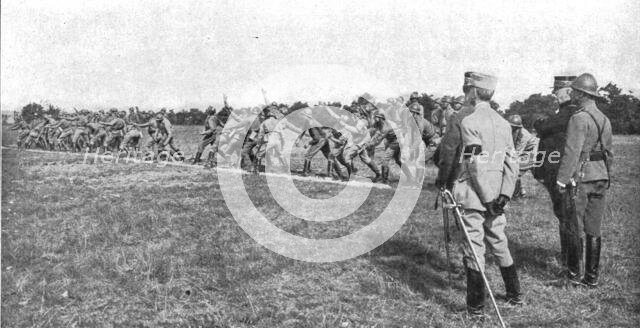 ''Visite du general Joffre aux troupes Russes en Champagne; Le lancement des grenades', 1916. Creator: Unknown.