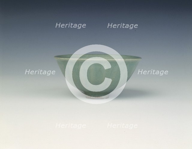 Longquan celadon bowl, Southern Song-Yuan dynasty, China, 13th century. Artist: Unknown