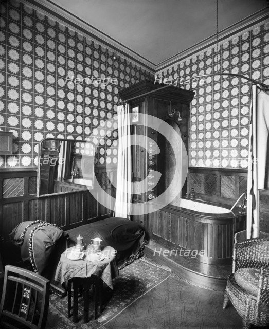 Victorian bathroom interior, 28 Ashley Place, Westminster, London, 1893. Artist: Henry Bedford Lemere.
