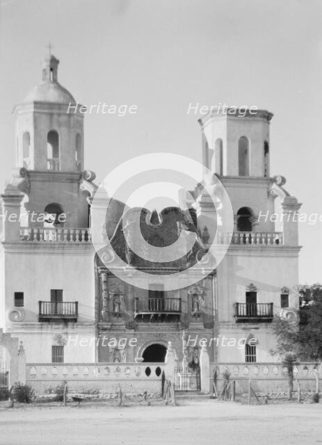 Travel views of the American Southwest, between 1899 and 1928. Creator: Arnold Genthe.