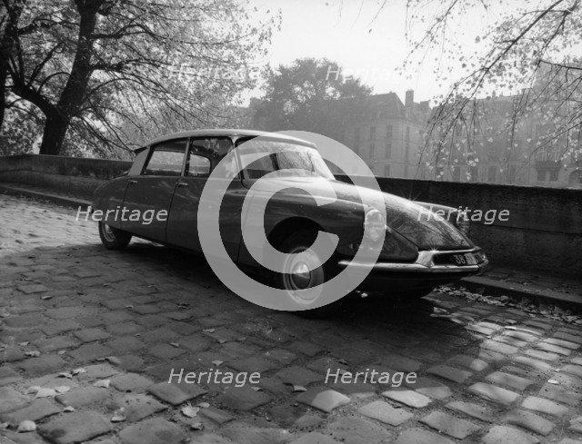 1961 Citroën ID 19, (c1961?). Artist: Unknown