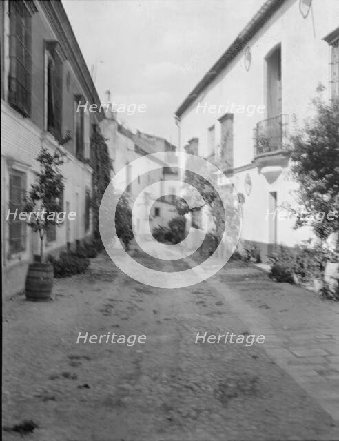 Travel views of Europe, between 1904 and 1938. Creator: Arnold Genthe.