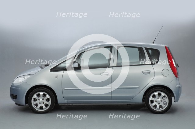 2004 Mitsubishi Colt. Artist: Unknown.
