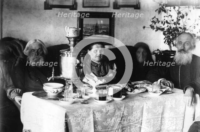 A respectable family having tea, 1905. Creator: Unknown.