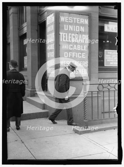 Western Union Office, between 1913 and 1917. Creator: Harris & Ewing.