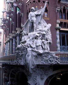 Detail of the exterior of the Palau de la Música Catalana (1905-1908), with the Sculpture group '…