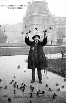 Le Charmeur D'Oiseaux Des Tuileries, 20th Century. Artist: Unknown