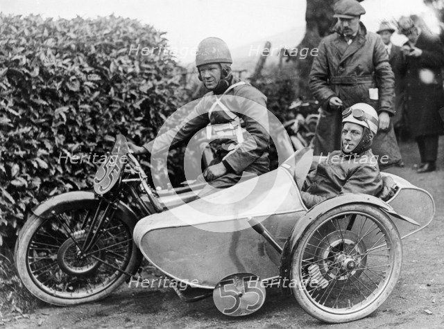 Freddie Dixon and passenger Walter Denny, Isle of Man sidecar TT race, 1923. Artist: Unknown