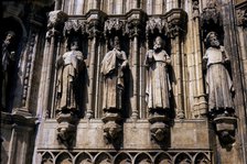 Detail of the door of the Apostles, Church of Santa Maria Maggiore in Morella, built between 1265…