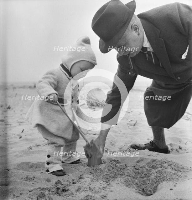 Skegness, East Lindsey, Lincolnshire, 12/06/1948. Creator: John Laing plc.