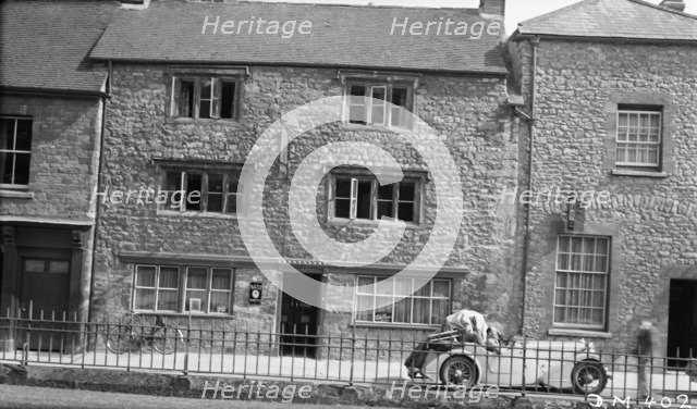 Plume of Feathers Hotel, Half Moon Street, Sherborne, Dorset, 1939.