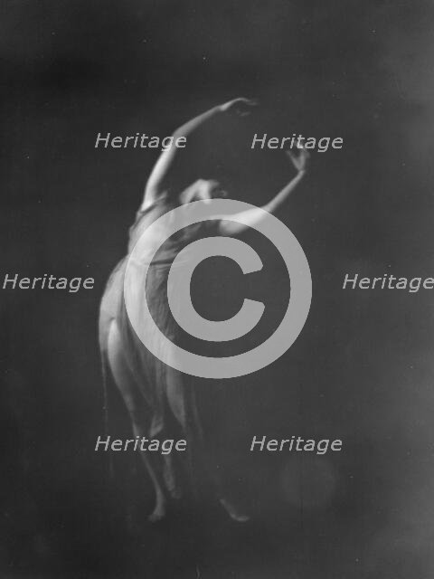 Elizabeth Duncan dancers and children, between 1916 and 1941. Creator: Arnold Genthe.