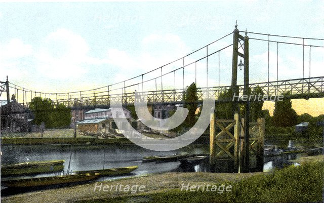 Teddington Bridge, London, 20th Century. Artist: Unknown