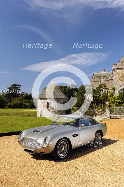 1961 Aston Martin DB4 GT Artist: Unknown.