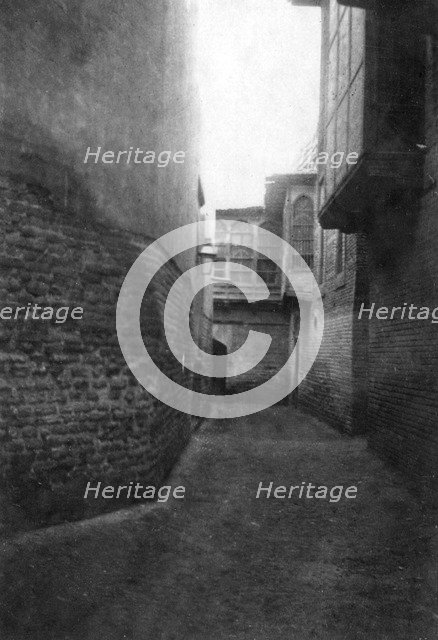 A street in Baghdad, 1918. Artist: Unknown