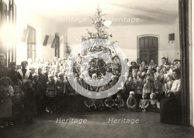 Christmas tree in the new building of the Olginsky orphanage of Trudolyubiya of the.., 1890. Creator: Unknown.