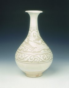 Cizhou type sgraffito yuhuchun vase, early Yuan dynasty, China, late 13th-early 14th century. Artist: Unknown