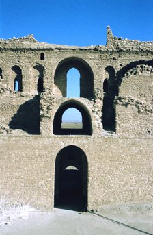 Arches, fortress of Al Ukhaidir, Iraq, 1977.