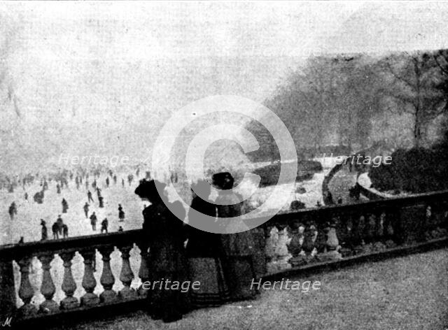 Skating in London: The Serpentine, 1895.  Creator: Russell & Sons.