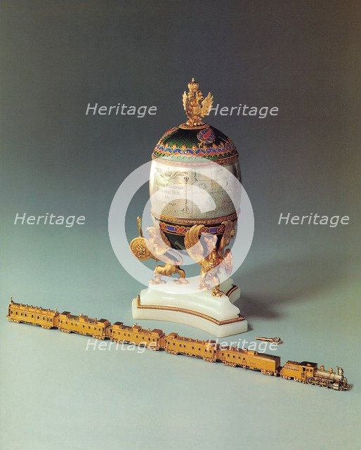 The Trans-Siberian Railway egg, 1900. Artist: Perkhin, Michail Yevlampievich, (Fabergé manufacture) (1860-1903)