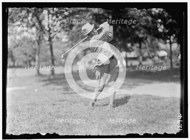 Walter Travis playing golf, between 1909 and 1914. Creator: Harris & Ewing.