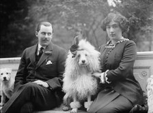 Edward Beale McLean with Mrs. McLean, 1912. Creator: Harris & Ewing.