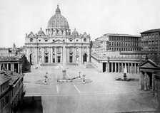 St Peter's Square, Rome, 20th century. Artist: Unknown