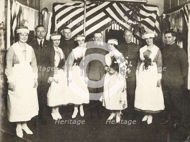 Nurses and soldiers, Lovell Hospital, Fort Sheridan, Illinois, USA, 1915. Artist: Unknown