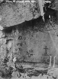Grave of Chief Pesanko near Spokane, Wn., between 1910 and 1915. Creator: Bain News Service.