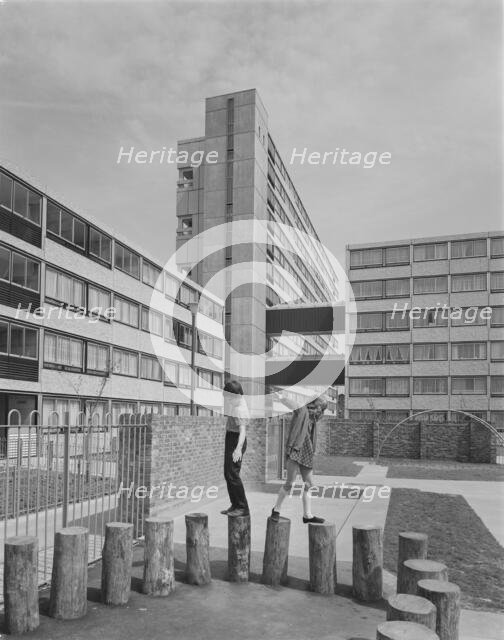 Pooles Park, Finsbury Park, Islington, London, 20/05/1970. Creator: John Laing plc.