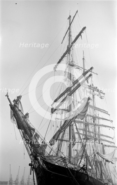 Detail of the prow and rigging of the 'Pamir', c1945-c1965. Artist: SW Rawlings