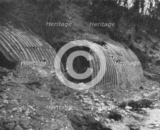 ''Notre offensive d'Artois; Abris allemands en tole ondulee', 1915. Creator: Unknown.
