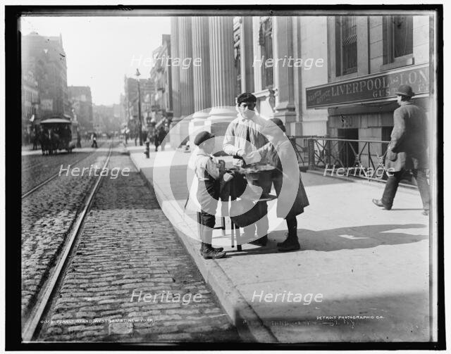 Peanut stand, West 42nd Forty-second St., New York, between 1900 and 1906. Creator: Byron Company.