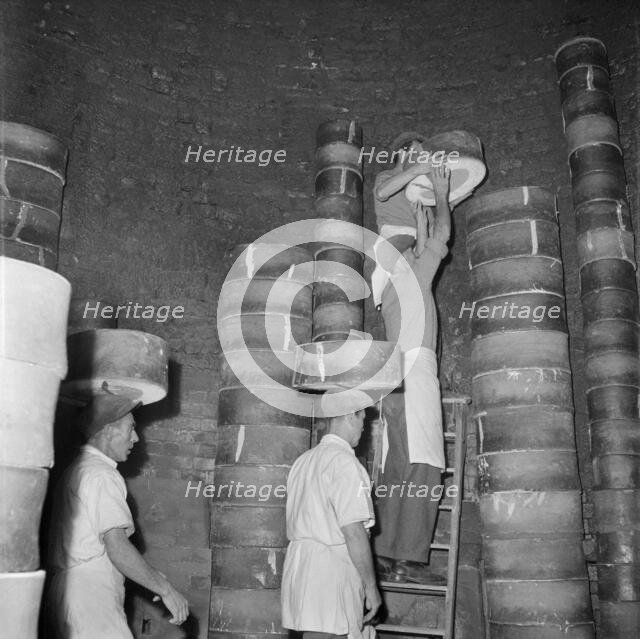 Royal Albert Pottery, Parsonage Street, Tunstall, Stoke-on-Trent, 1965-1968. Creator: Eileen Deste.